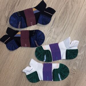 NWOT Bombas Unisex HexTec sock 4 pieces (2 pair)